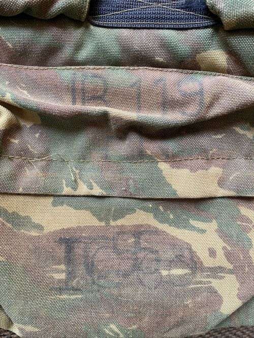 SADF-32 BATTALION BATTLE JACKET-COMPLETE AND GOOD CONDITION-CLIPS AND ZIPS ALL WORKING