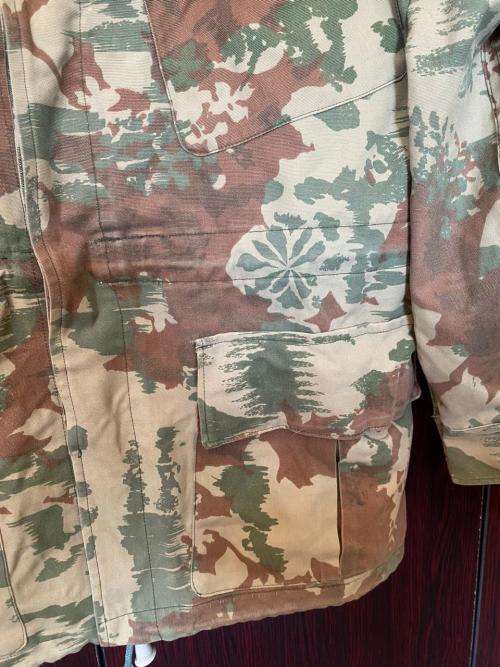 POLICE TASK FORCE 1ST PATTERN CAMO JACKET WITH REMOVABLE WOOL LINER-SIZE MEDIUM-MEASURES 57 CM ARMPI
