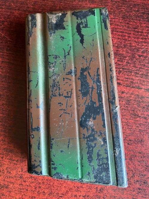 RHODESIA FN MAGAZINE WITH ORIGINAL CAMO PAINT-COMPLETE AND IN WORKING CONDITION