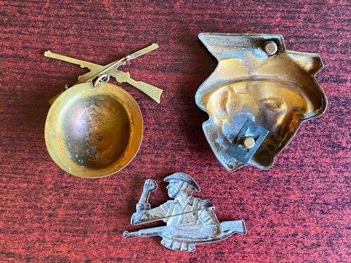 SELECTION OF 3 WW2 PERIOD BADGES-SOLD TOGETHER