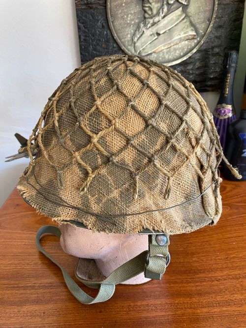 SADF PERIOD `STAALDAK` THIS HELMET COMES WITH CAMO NETTING AND 2 ATTACHMENT POINTS FOR CHIN STRAP -E