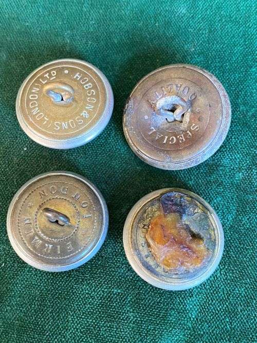 ROYAL NATAL CARBINEERS,WHITE METAL TUNIC BUTTONS-WORN 1902-1936- 4 SOLD TOGETHER