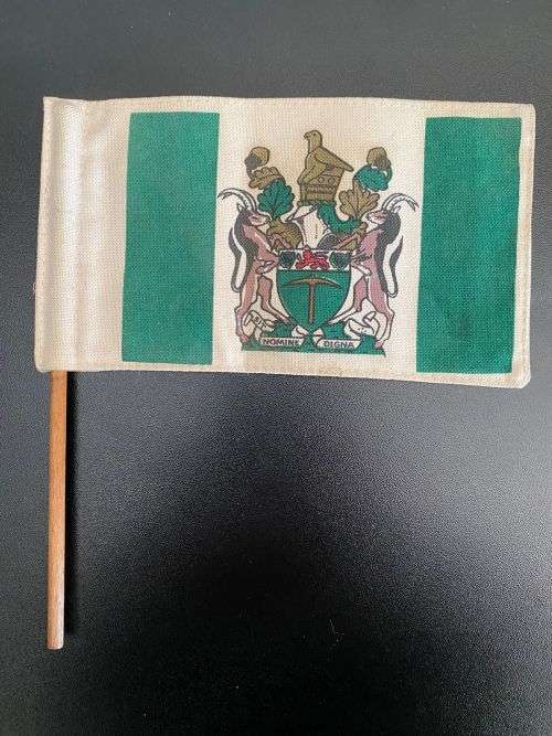 RHODESIAN DESK FLAG-MEASURES 18,5 X 10 CM