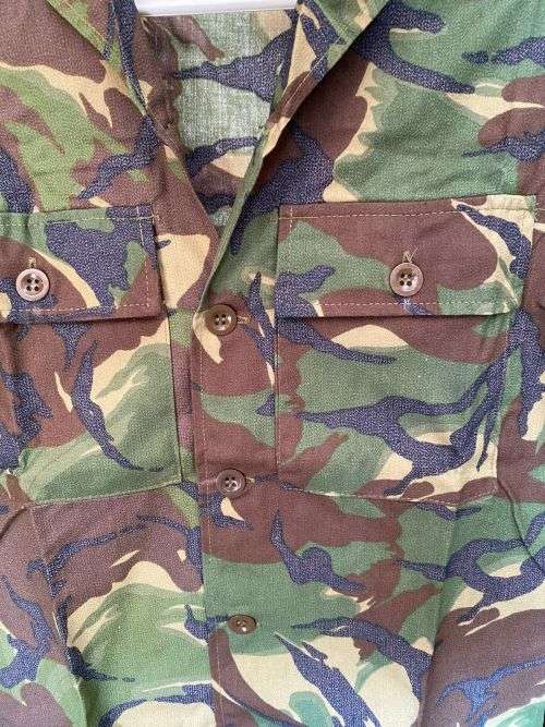 ORIGINAL RECCE COPY TYPE E TANZANIAN CAMO LONG SLEEVE SHIRT-SIZE XS-MEASURES 46CM ARMPIT TO ARMPIT-C