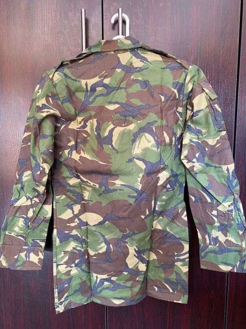 ORIGINAL RECCE COPY TYPE E TANZANIAN CAMO LONG SLEEVE SHIRT-SIZE XS-MEASURES 46CM ARMPIT TO ARMPIT-C