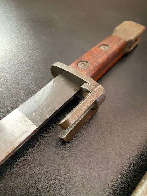 FN FAL BAYONET WITH METAL SCABBARD AND WOODEN GRIPS- GOOD CONDITION