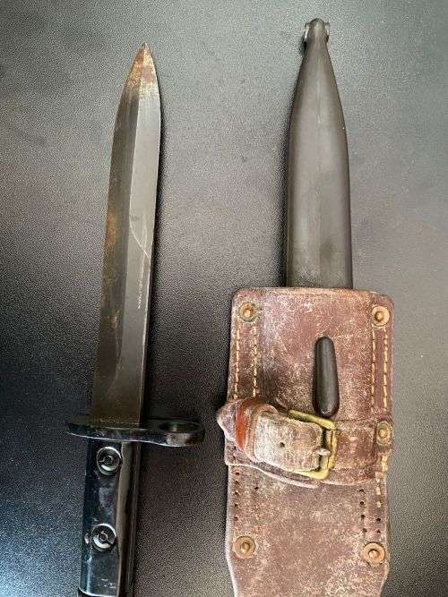 THE S1 BAYONET -A LICENSED COPY OF THE UZI BAYONET ACOMPANYING A STANDARD SA MODEL SCABBARD THAT FIT