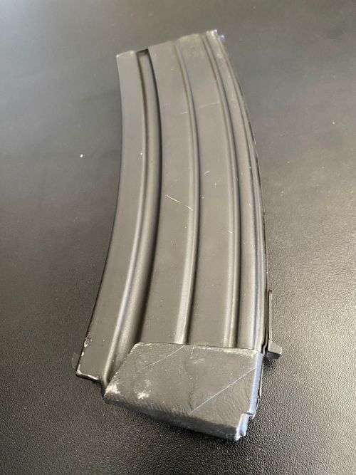 GOOD CONDITION METAL 5,56 RIFLE MAGAZINE TO FIT R4/R5/LM4/LM5 AND LM6-30 ROUNDS-COMPLETE AND WORKING