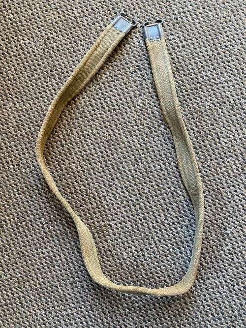 .303 RIFLE SLING WITH BRASS CLIPS AT THE ENDS