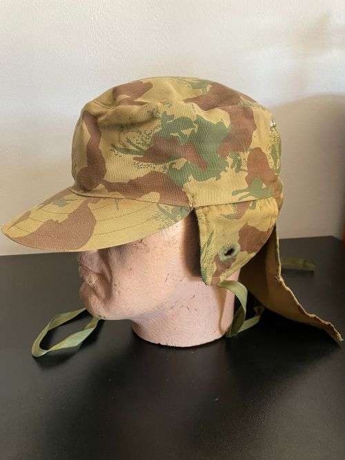 POLICE TASK FORCE 2ND PATTERN CAMO FLAP CAP-INSIDE RING MEASURES 56 CM-CONDITION LIKE NEW