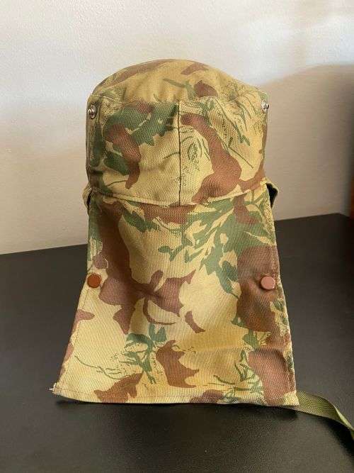 POLICE TASK FORCE 2ND PATTERN CAMO FLAP CAP-INSIDE RING MEASURES 56 CM-CONDITION LIKE NEW