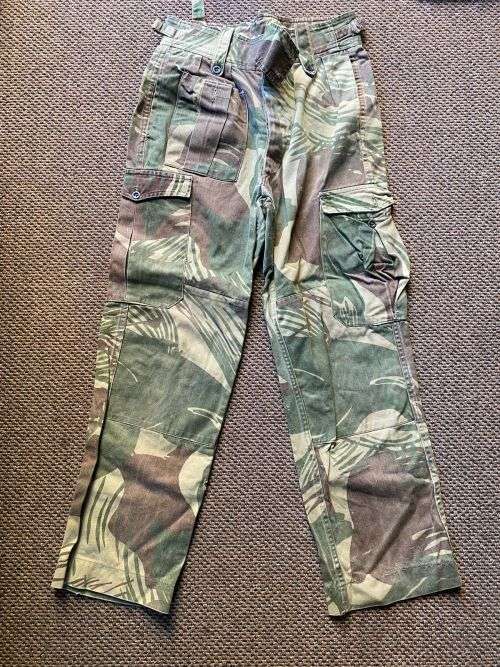 RHODESIAN CAMO TROUSERS-SIZE 32 PIPE LENGTH OF 66 CM-USED BUT GOOD CONDITION