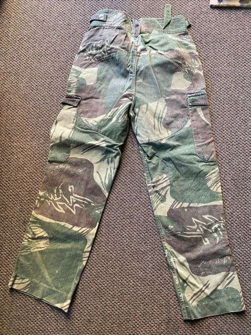 RHODESIAN CAMO TROUSERS-SIZE 32 PIPE LENGTH OF 66 CM-USED BUT GOOD CONDITION