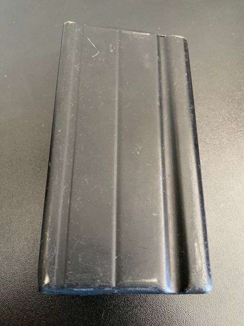 R1 MAGAZINE COMPLETE AND GOOD TO USE CONDITION