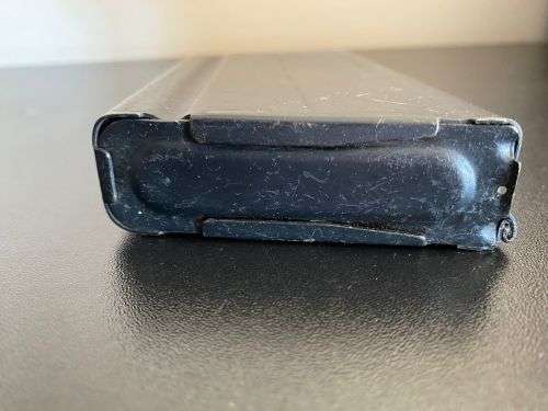 R1 MAGAZINE COMPLETE AND GOOD TO USE CONDITION