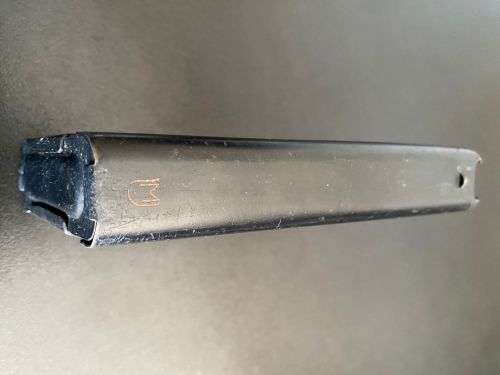 R1 MAGAZINE COMPLETE AND GOOD TO USE CONDITION