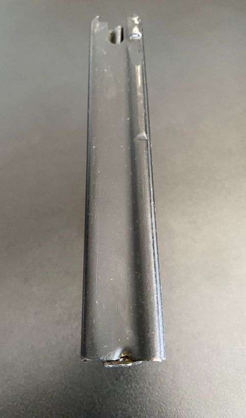 R1 MAGAZINE COMPLETE AND GOOD TO USE CONDITION