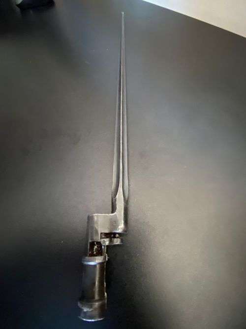 RUSSIAN 1891/30 WITH PRESS CATCH BAYONET FOR THE MOSIN NAGENT 1891 RIFLE-EXTENDED LENGTH 50,5CM-GOOD