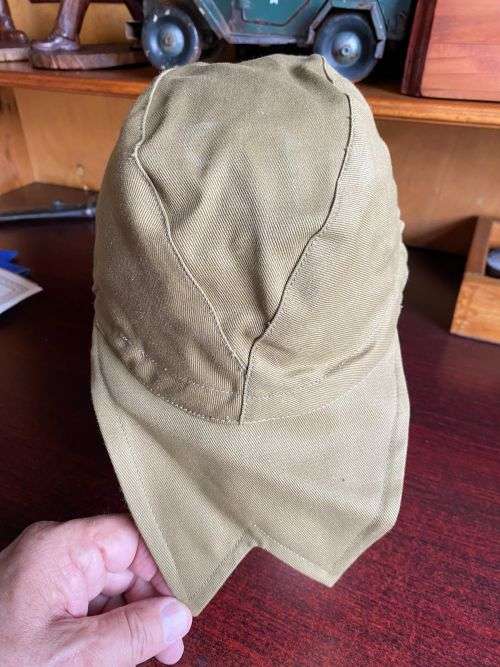 RECCE COPY TYPE F,LIGHT BROWN CAP- STILL WITH PAPER LABEL FOR CROSS REFERENCE CHART-SIZE M,INSIDE RI