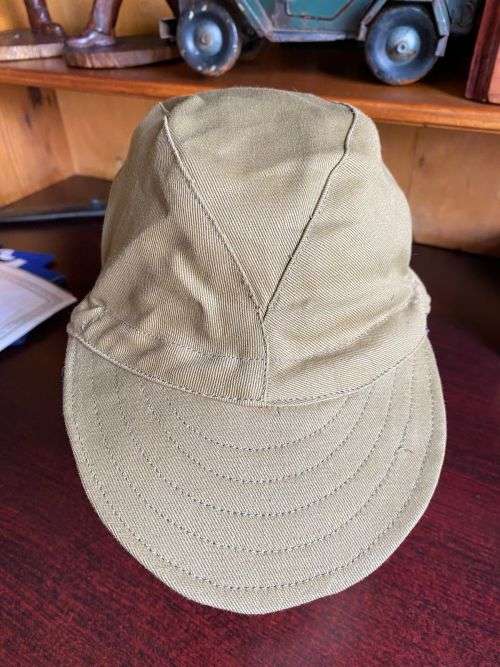 RECCE COPY TYPE F,LIGHT BROWN CAP- STILL WITH PAPER LABEL FOR CROSS REFERENCE CHART-SIZE M,INSIDE RI