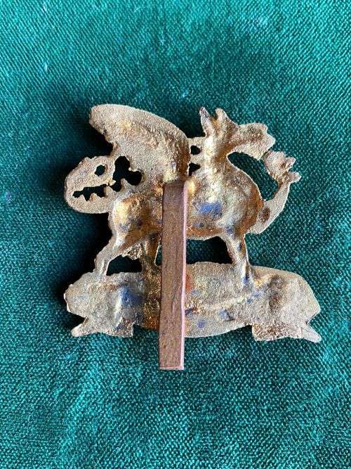 3RD FOOT BUFFS CAP BADGE-1890`S-1958-CASTING