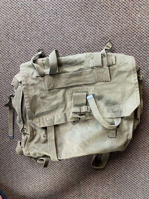 PATTERN 63 RHODESIAN WEBBING-LARGE BACK PACK-ONE FRONT CLIP MISSING-OTHERWISE GOOD CONDITION-MAKER S
