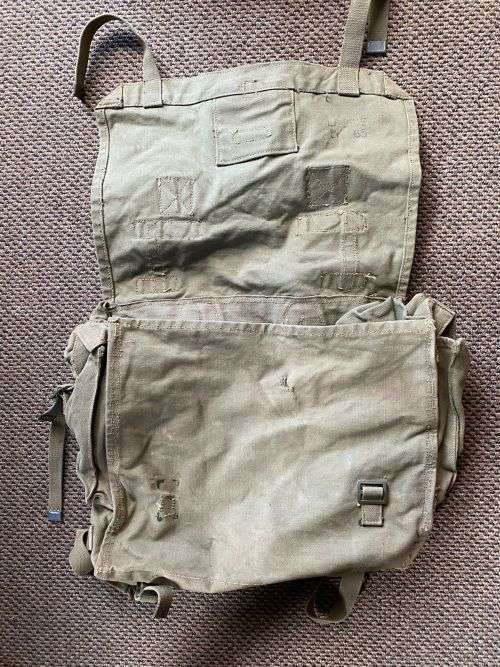 PATTERN 63 RHODESIAN WEBBING-LARGE BACK PACK-ONE FRONT CLIP MISSING-OTHERWISE GOOD CONDITION-MAKER S