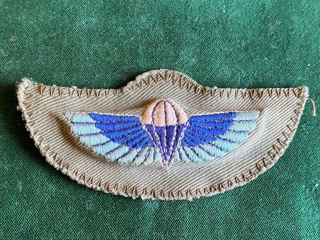 RHODESIAN SAS PARACHUTE WINGS FOR CAMOUFLAGE UNIFORMS-WORN 1960`S-1980-PADDED