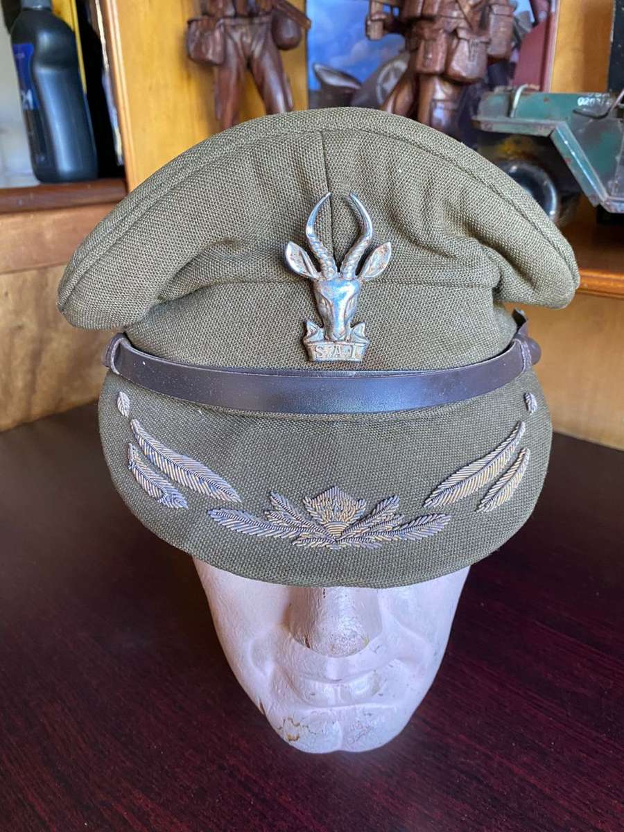 EARLY SA ARMY HIGH RANKING OFFICERS PEAK CAP