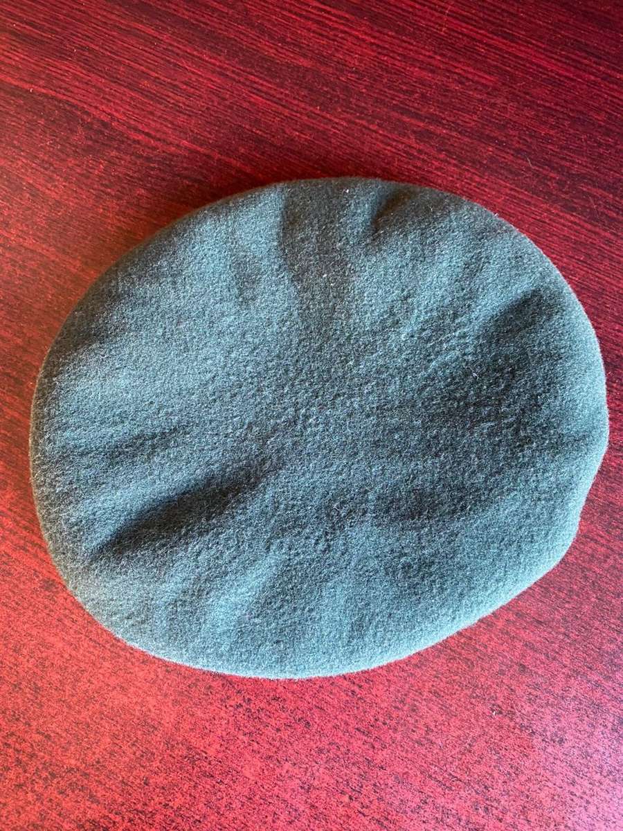 SADF PERIOD INF. BERET-DATED 1982/83- IN VERY GOOD CONDITION-INSIDE RING MEASRUES 55CM