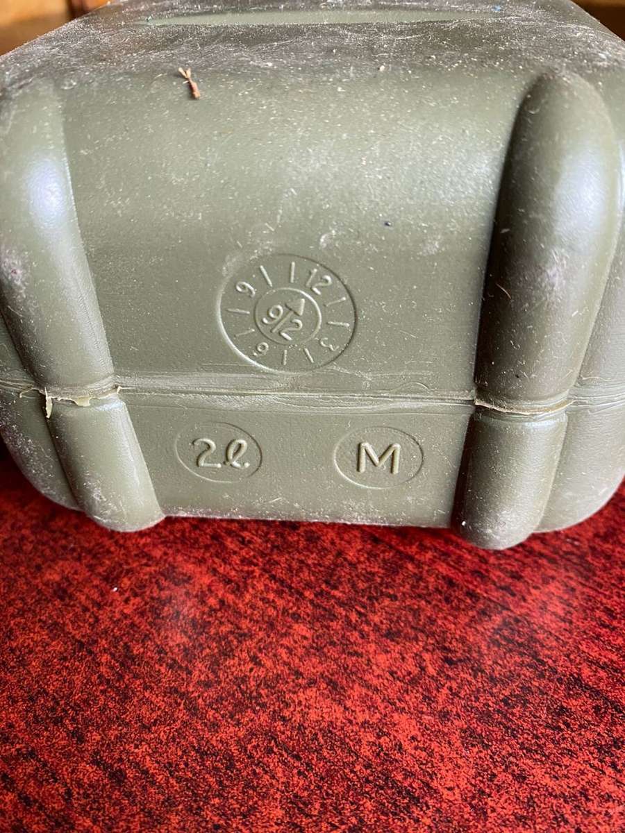 PERIOD 2L WATER BOTTLE