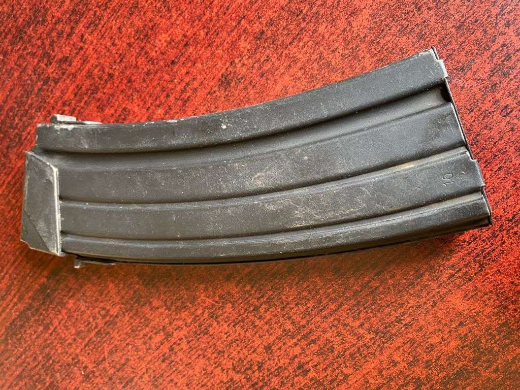32 ROUND MAGAZINE FOR R1/R4/R5/LM4/LM5/GALIL OR MICRO GALIL-METAL-COMPLETE AND IN GOOD WORKING CONDI