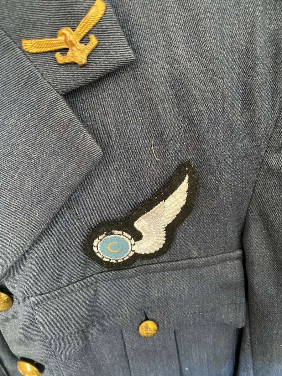 SAAF JACKET,SIZE SMALL-MEASURES 45CM ARMPIT TO ARMPIT