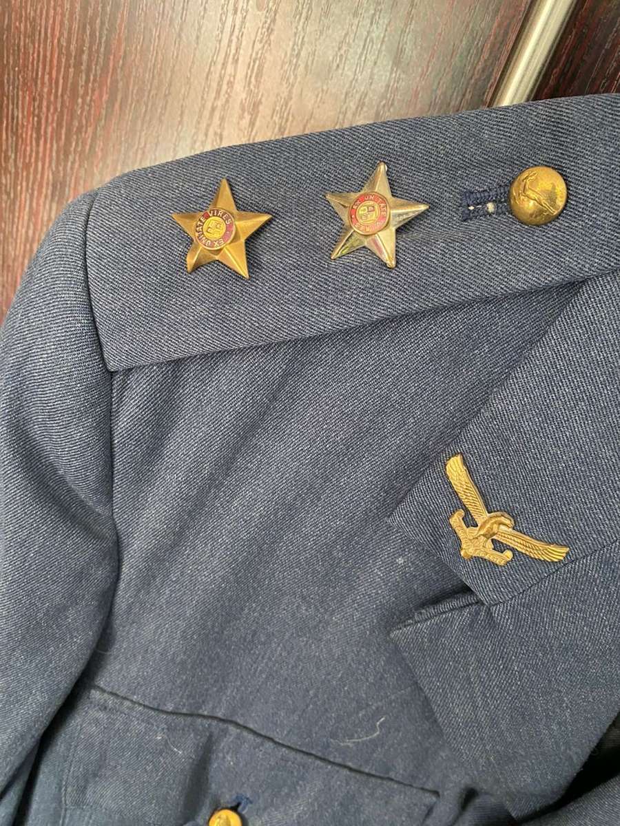 SAAF JACKET,SIZE SMALL-MEASURES 45CM ARMPIT TO ARMPIT