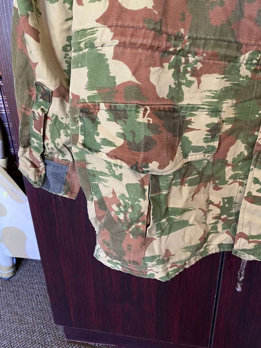 POLICE TASK FORCE 1ST PATTERN (STARBURST)CAMO JACKET WITH REMOVABLE WOOL LINER-SIZE LARGE TO XTRA LA