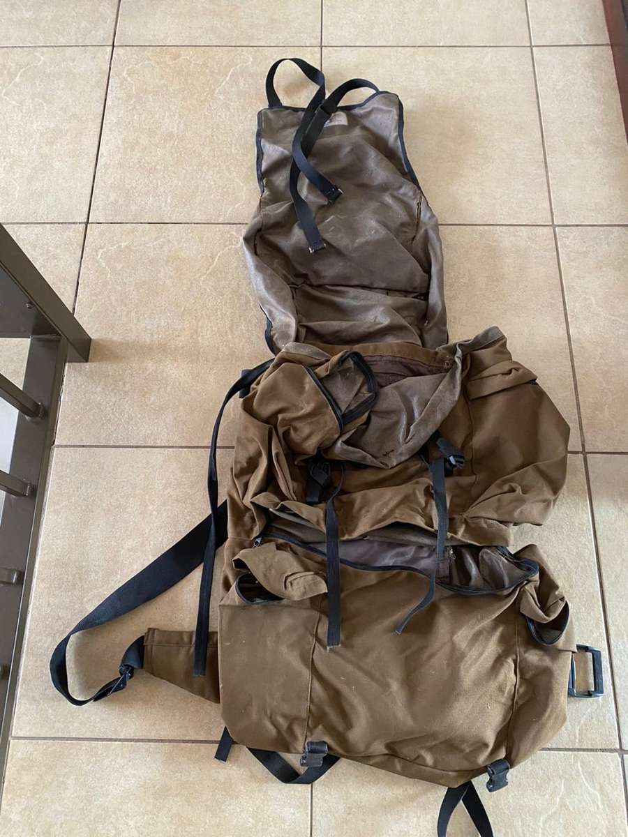 SADF PATTERN 83 LARGE BACK PACK WITH H FRAME-GOOD AND COMPLETE CONDITION-SOLD WITHOUT H-FRAME