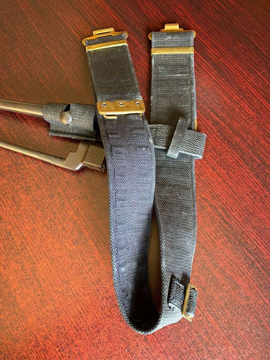 RHODESIAN BSAP PARADE WEBBING BELT WITH NO 4 MK 11 SPIKE BAYONET-ALL IN GOOD CONDITION-BELT WITH BRA