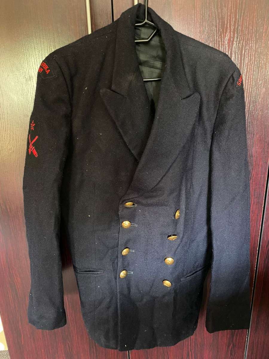 SA NAVY WINTER UNIFORM JACKET FOR GUNLAYER-SIZE LARGE-MEASURES 56 CM ARMPIT TO ARMPIT