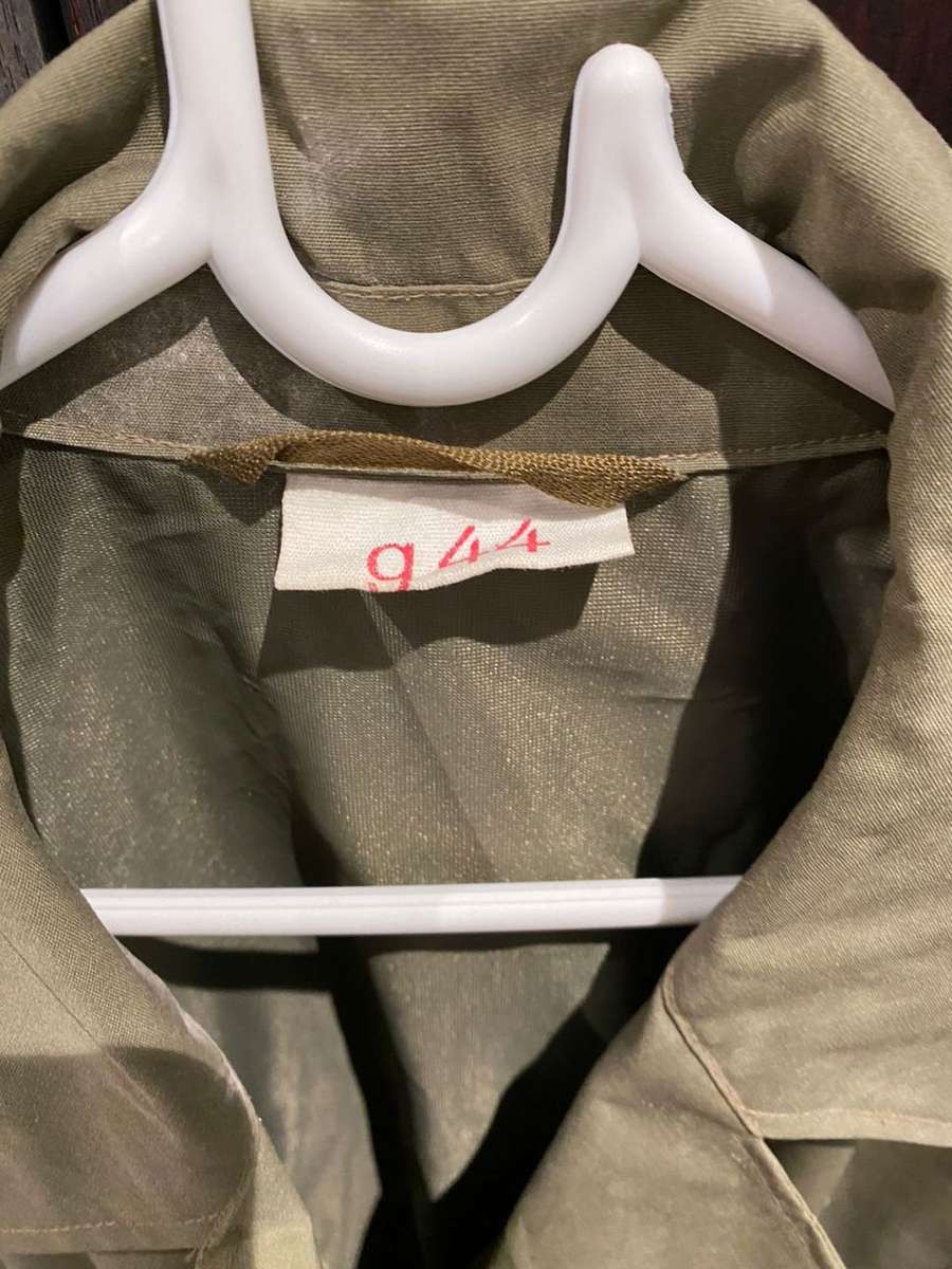 WEST GERMAN,MILITARY ISSUE RAIN COAT HIGH QUALITY IN ALMOST UNWORN CONDITION-SIZE MEDIUM TO LARGE-ME