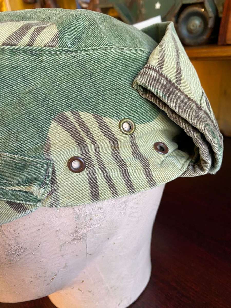 RHODESIAN CAMO FLAP CAP-USED BUT GOOD CONDITION-INSIDE RING MEASURES 56 CM