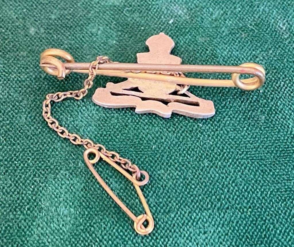 NATAL ARTILLERY SWEETHEART BADGE