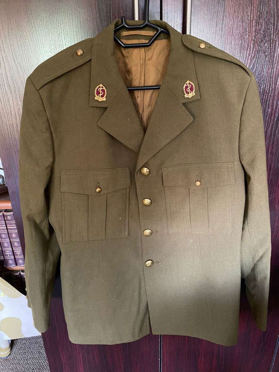 EARLY MEDICAL CORPS STEP OUT JACKET-SIZE MEDIUM-MEASURES 55 CM ARMPIT TO ARMPIT