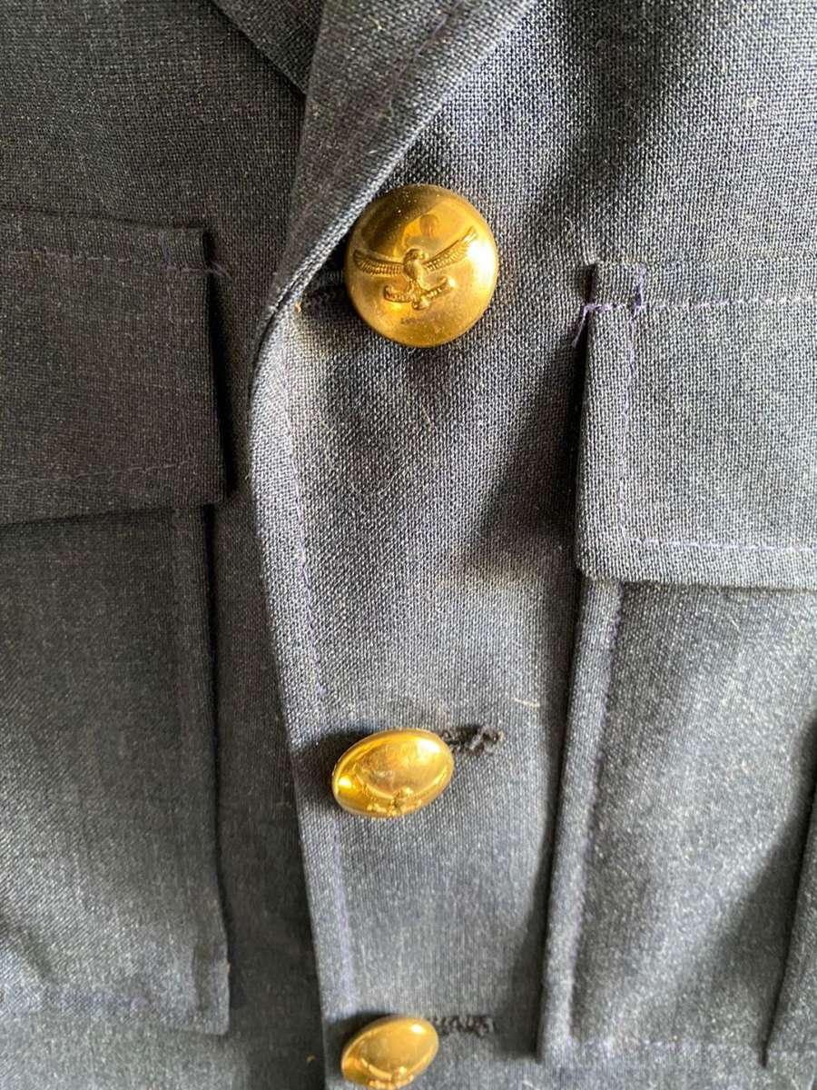 SAAF TUNIC JACKET-SIZE SMALL-MEASURES 47CM ARMPIT TO ARMPIT-USED BUT GOOD CONDITION