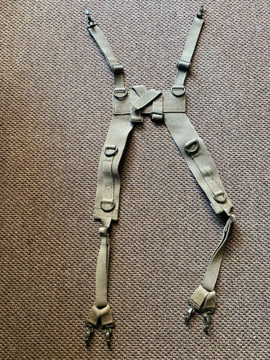 BORDER WAR PERIOD-PATTERN 73 WEBBING YOKE FOR SKELETON KIT-COMPLETE CONDITION