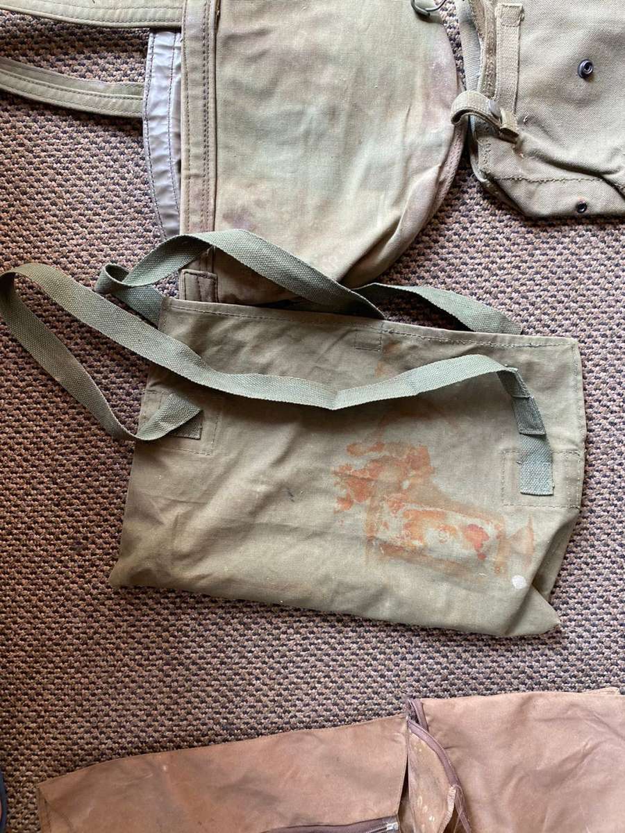 MIXED LOT OF 4 SADF ITEMS-SOLD TOGETHER