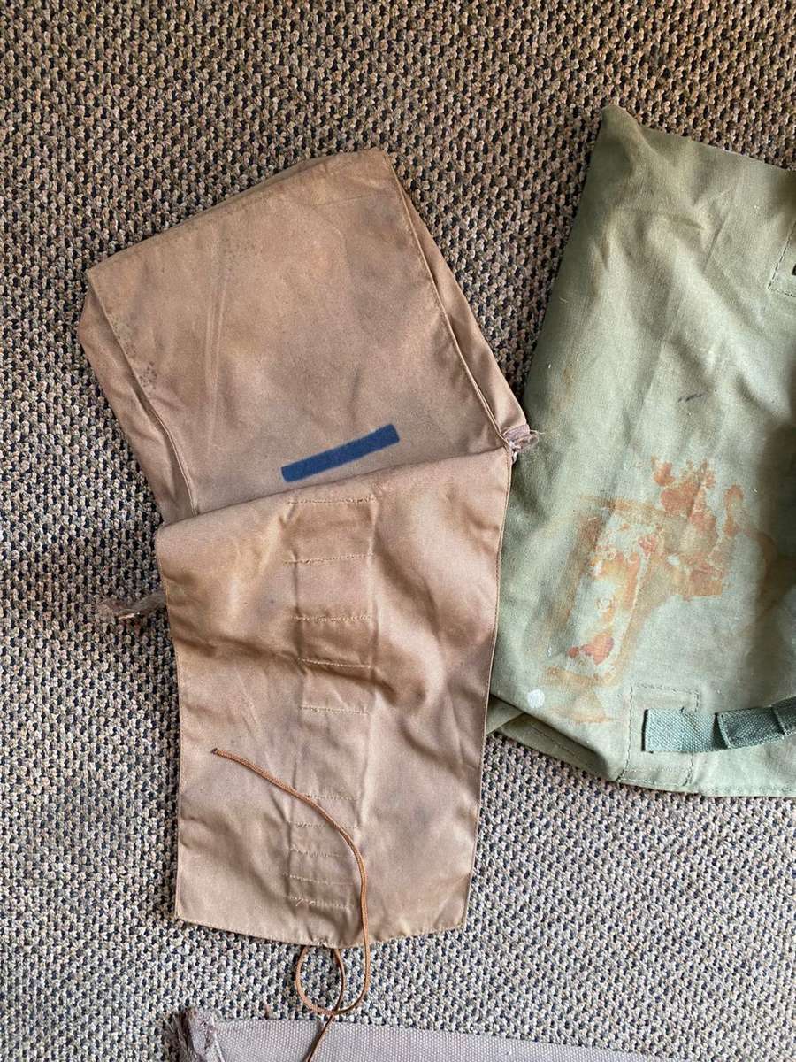 MIXED LOT OF 4 SADF ITEMS-SOLD TOGETHER