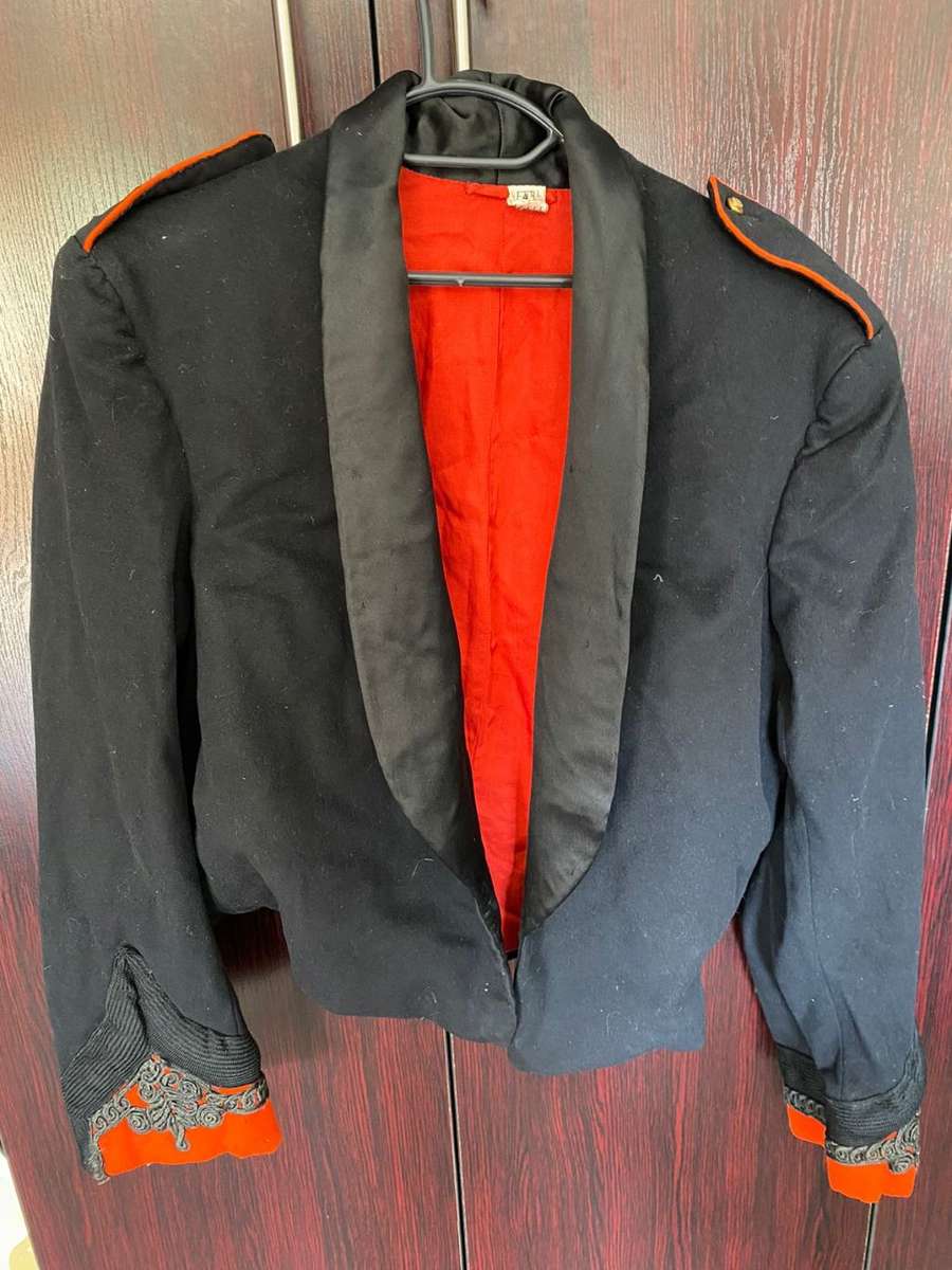 HIGH RANKING OFFICERS MESS DRESS-SIZE MEDIUM-MEASURES 45 CM ARMPIT TO ARMPIT