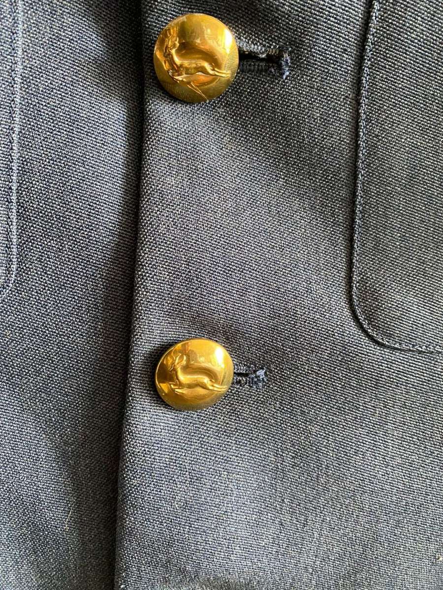 SAAF STEP OUT JACKET-SIZE SMALL-MEASURES 48 CM ARMPIT TO ARMPIT-GOOD CONDITION-NEEDS CLEANING