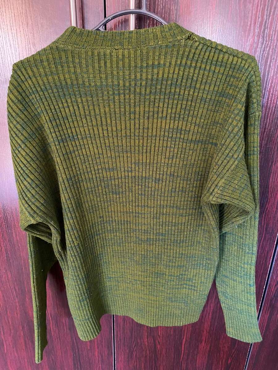 RHODESIAN JERSEY SIZE MEDIUM-MEASURES 55 CM ARMPIT TO ARMPIT