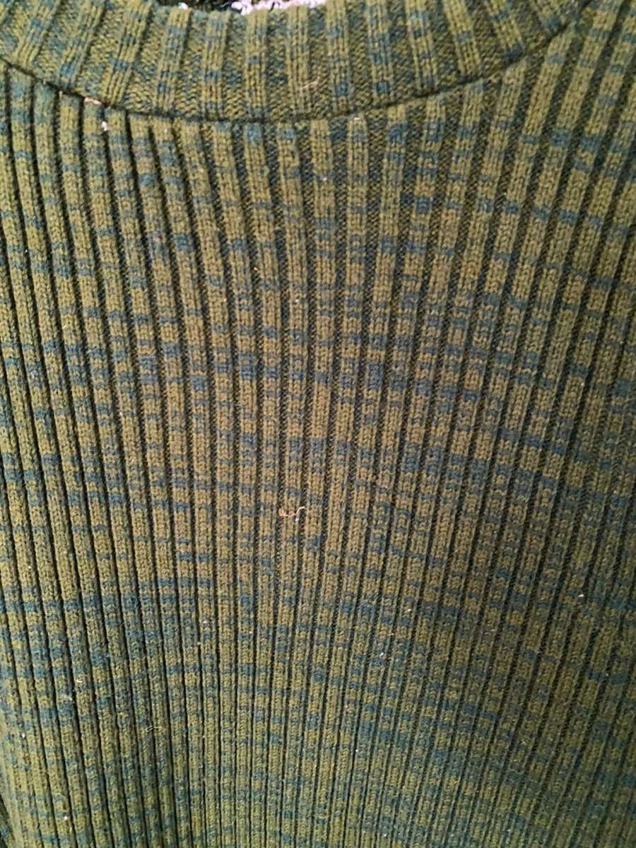 RHODESIAN JERSEY SIZE MEDIUM-MEASURES 55 CM ARMPIT TO ARMPIT